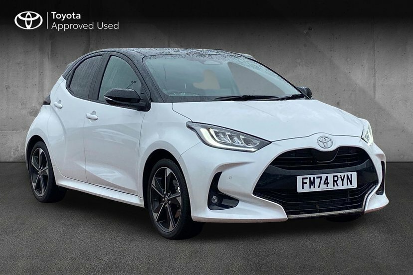 Toyota Yaris 1.5 Vvt-h Premiere Edition Hatchback Hy Black