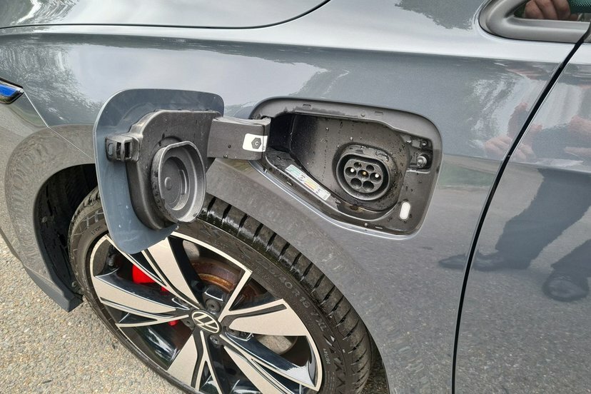 Volkswagen e-Golf 1.5 Tsi Ehybrid #13