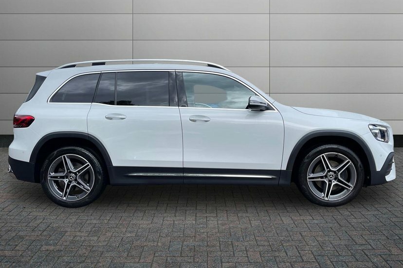 Mercedes-Benz GLB Class Glb200 Amg Line Premium 2 White #3