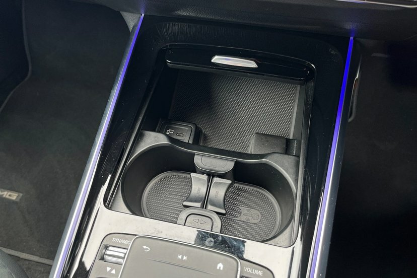 Mercedes-Benz GLB Class Suv White #30