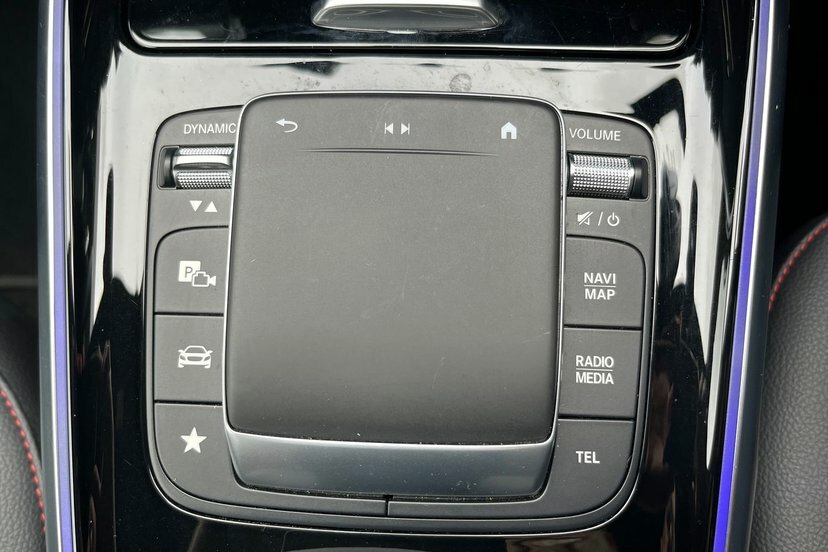 Mercedes-Benz GLB Class Suv White #31