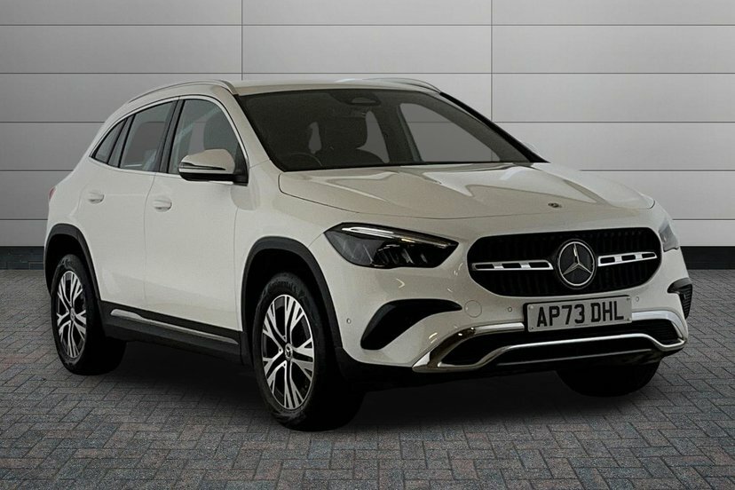 Mercedes-Benz GLA Class Gla 200 Sport Executive White