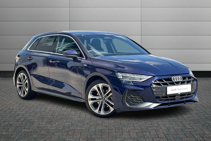 Audi A3 1.5 Tfsi S Line Sportback S Tronic 150 Blue