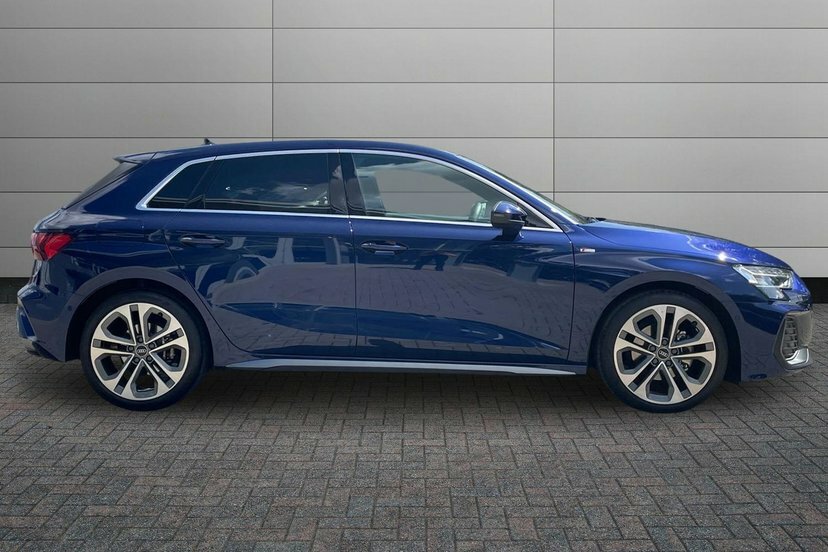 Audi A3 1.5 Tfsi S Line Sportback S Tronic 150 Blue #4