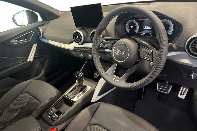 Audi Q2 1.5 Tfsi Cod 35 S Line Suv S Tronic 15 Black #6