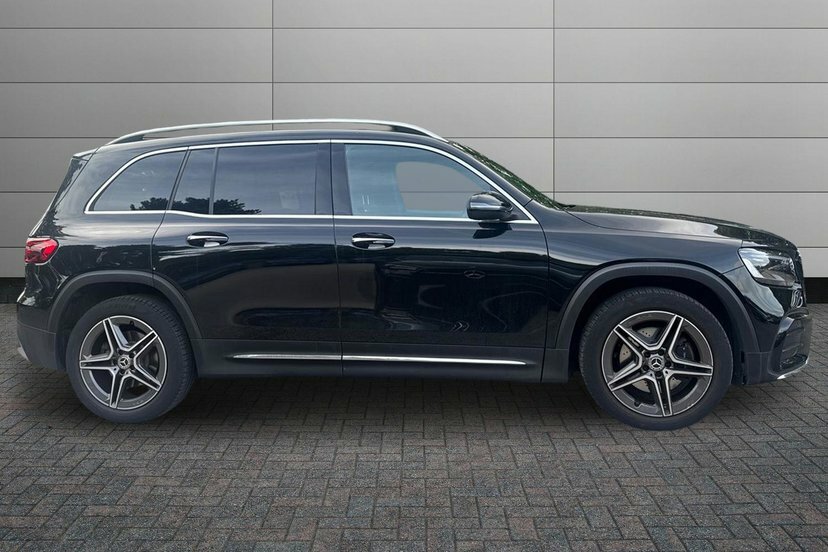 Mercedes-Benz GLB Class 1.3 Glb200h Mhev Amg Line Premium Suv Black #3