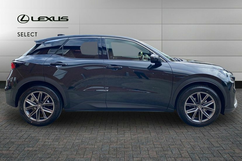 Lexus LBX 1.5 Vvt-ie Premium Plus Suv Hybrid E-cv Black #4