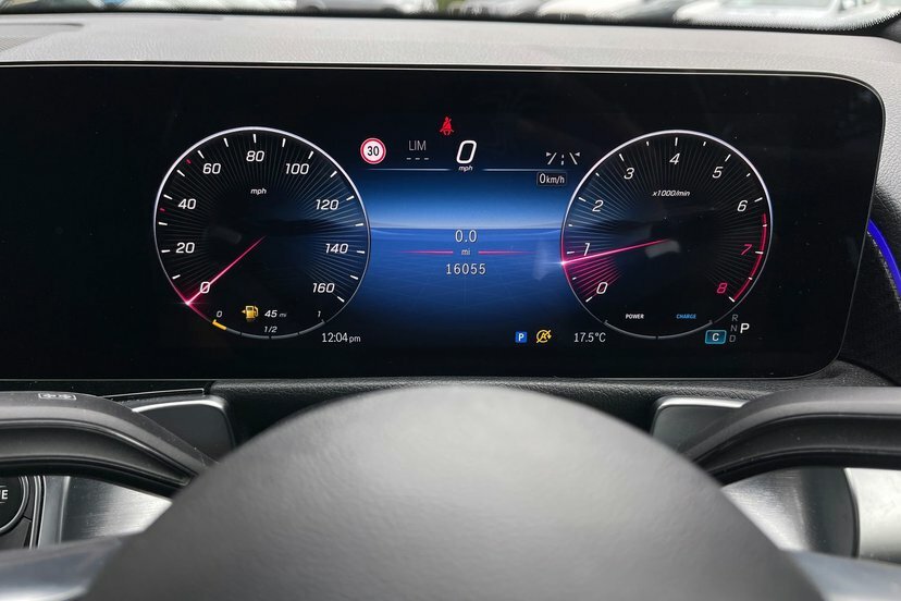Mercedes-Benz GLB Class Glb200h Amg Line Premium Plus Grey #6