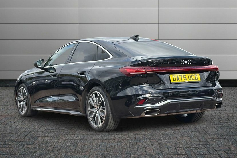 Audi A5 2.0 Tfsi S Line Saloon S Tronic 150 Ps Black #3