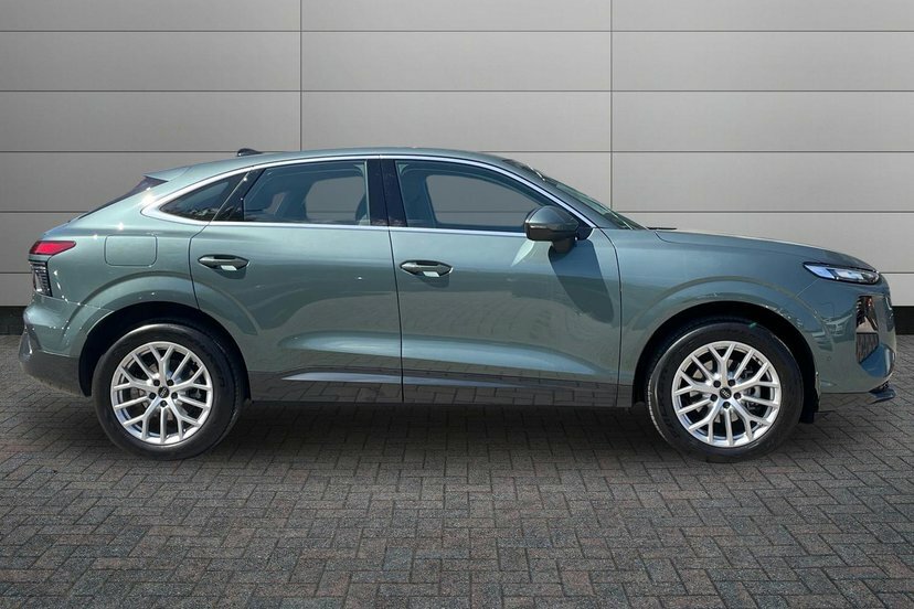 Audi Q3 1.5 Tfsi Sport Sportback S Tronic 150  #4