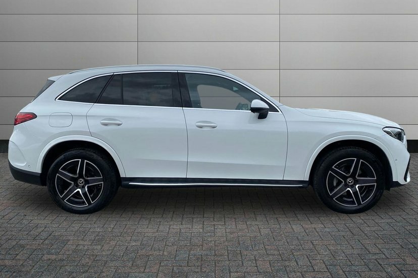 Mercedes-Benz GLC Class 2.0 Glc300e 31.2Kwh Amg Line Suv Plug-i White #3