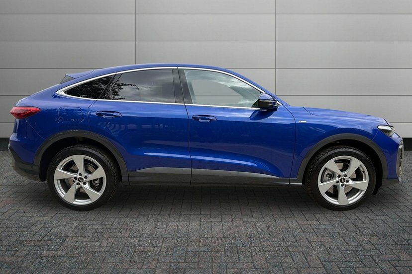 Audi Q5 2.0 Tdi S Line Sportback S Tronic Quatt Blue #4