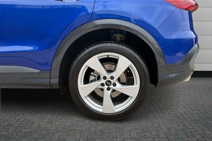 Audi Q5 2.0 Tdi S Line Sportback S Tronic Quatt Blue #5