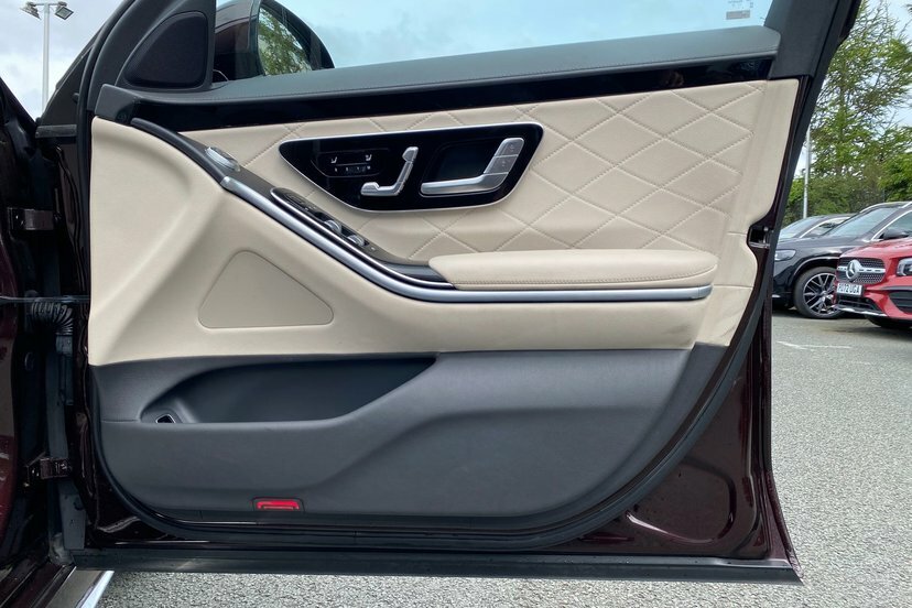 Mercedes-Benz S Class Amg Line Silver #50