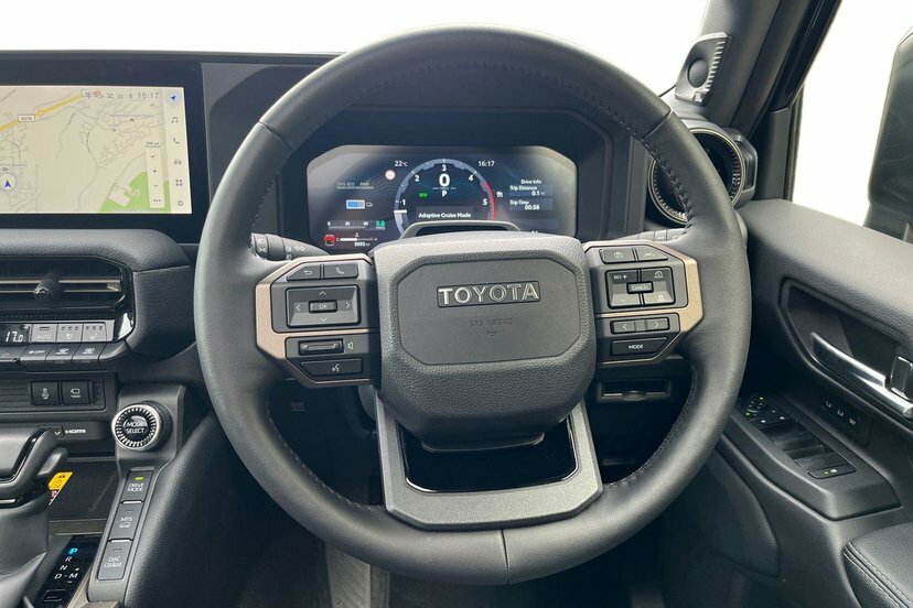 Toyota Land Cruiser 2.8D Mhev Invincible Suv Hybrid 4W Black #6