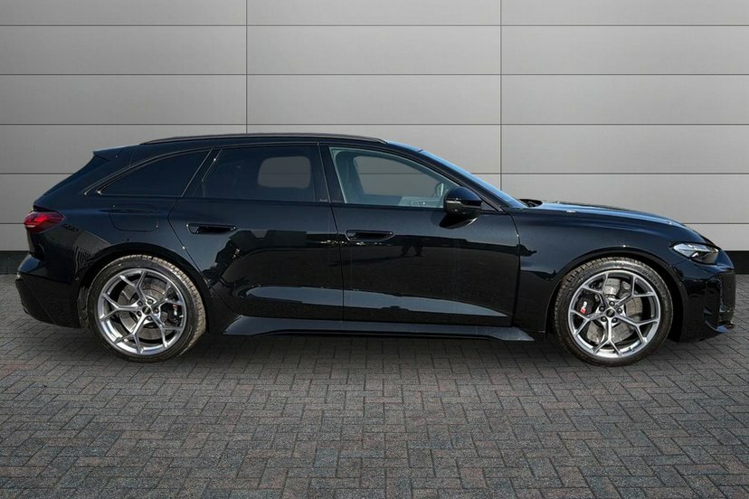 Audi RS5 2.9 Tfsi V6 25.9Kwh Avant Plug-in Hybri Black #4