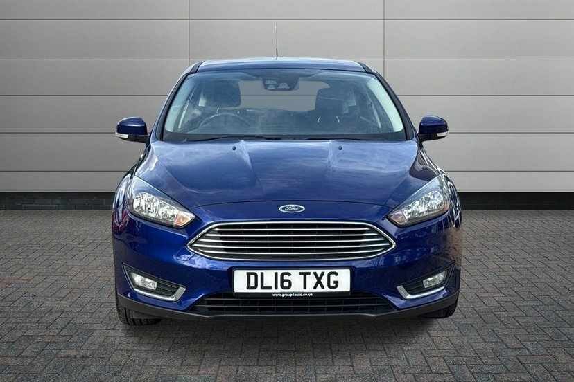 Ford Focus 1.0T Ecoboost Titanium Hatchback Blue #6