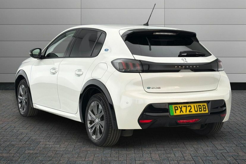 Peugeot e-208 50Kwh Allure Premium Hatchback White #3