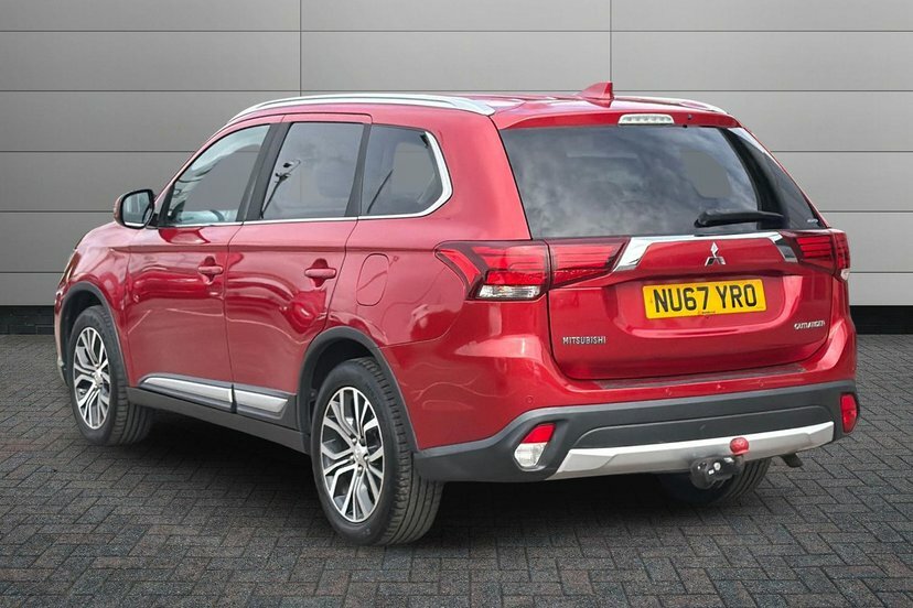 Mitsubishi Outlander 2.2 Di-d 3 Suv 4Wd 147 Ps Red #3