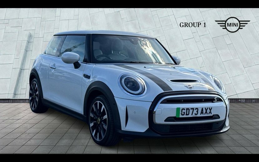 Mini Hatch Level 3 White