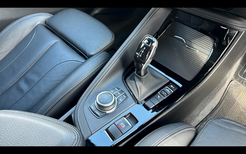BMW X1 Xline White #10