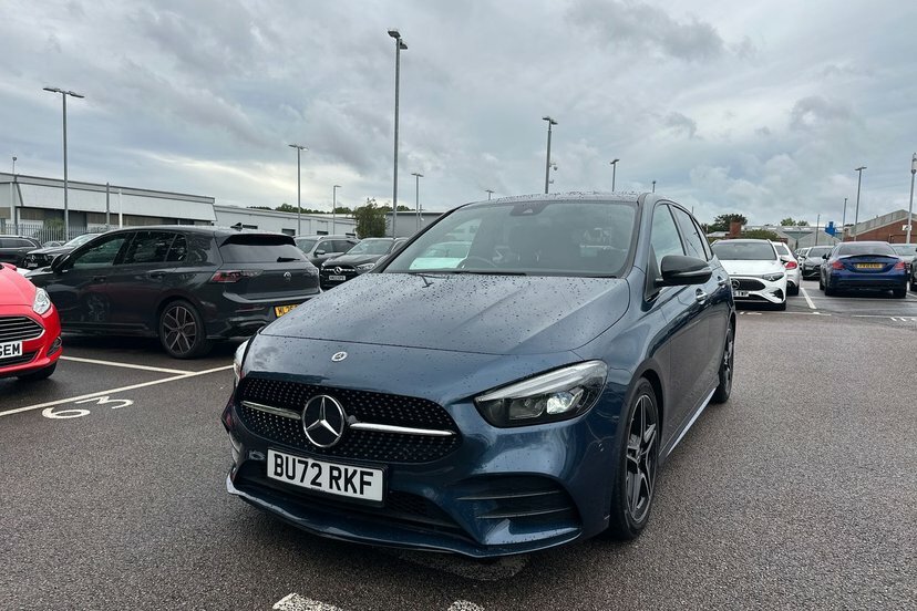 Mercedes-Benz B Class Hatchback Blue #14