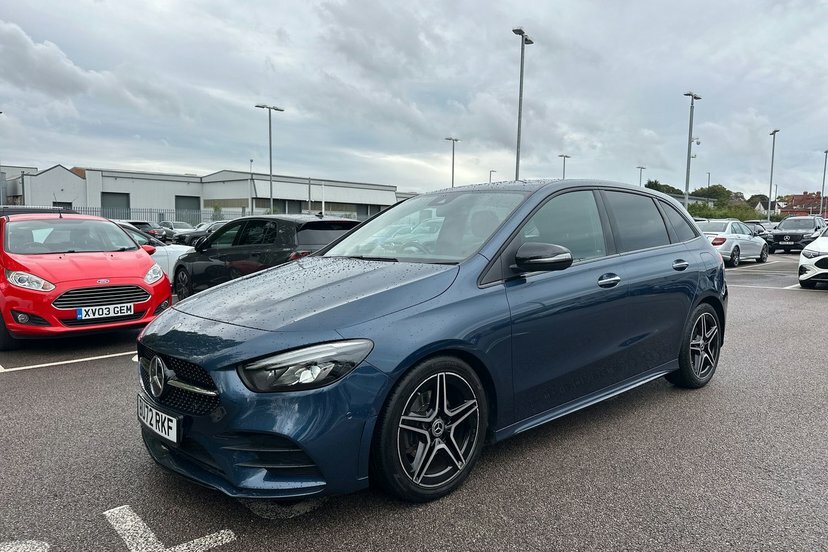 Mercedes-Benz B Class Hatchback Blue #15