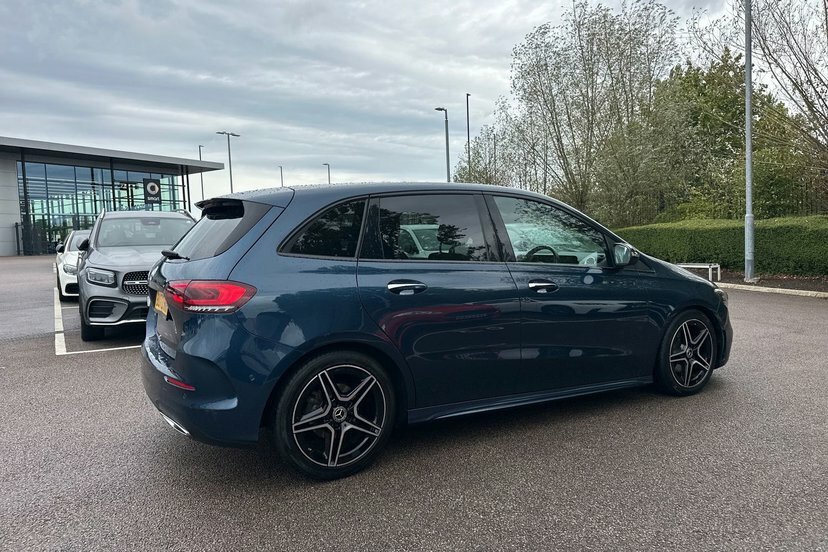 Mercedes-Benz B Class Hatchback Blue #24
