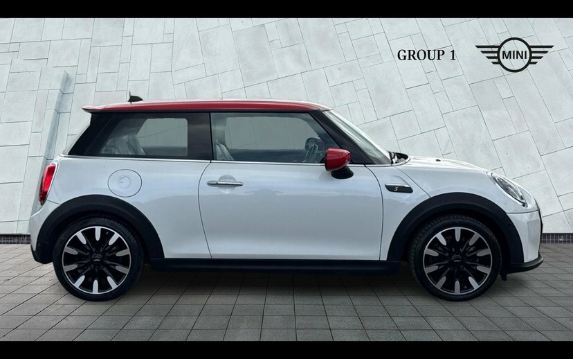 Mini Hatch Level 3 GD23OWM White #3