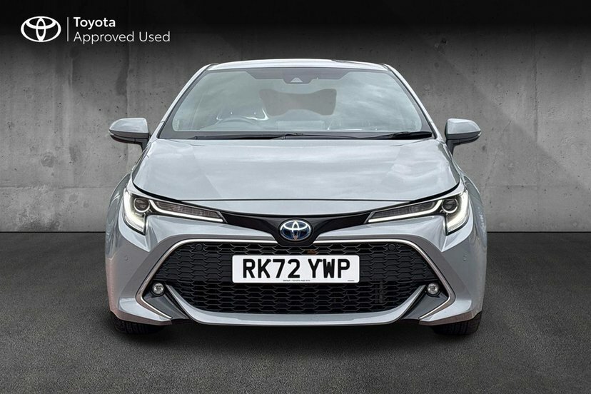 Toyota Corolla Hatchback Black #15