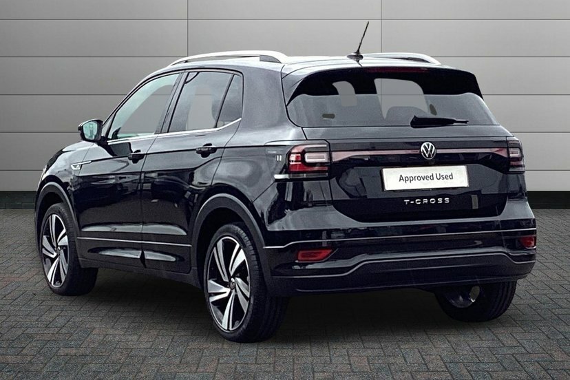 Volkswagen T-Cross 1.0 Tsi R-line Suv Dsg 110 Ps Black #3