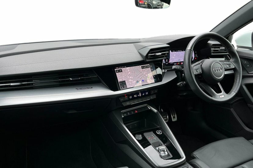 Audi A3 1.0 Tfsi 30 S Line Sportback S Tronic White #2