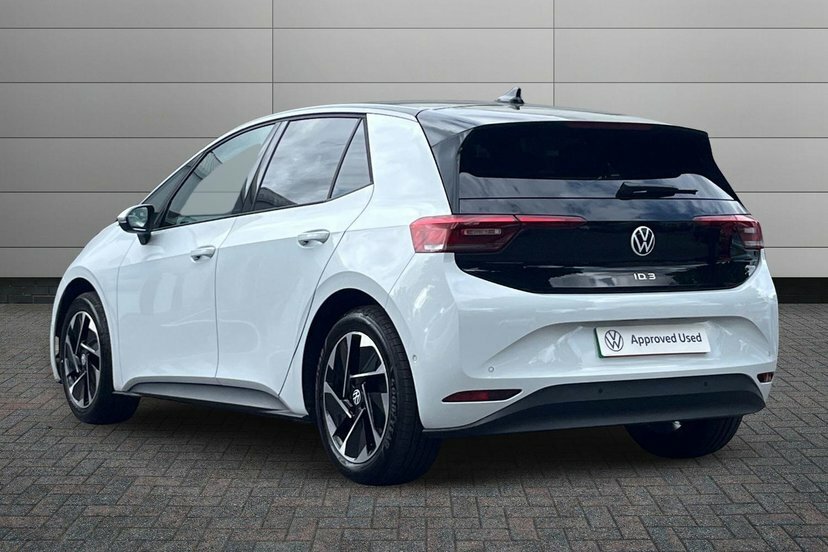 Volkswagen ID.3 Pure 52Kwh Match Hatchback 170 Black #3