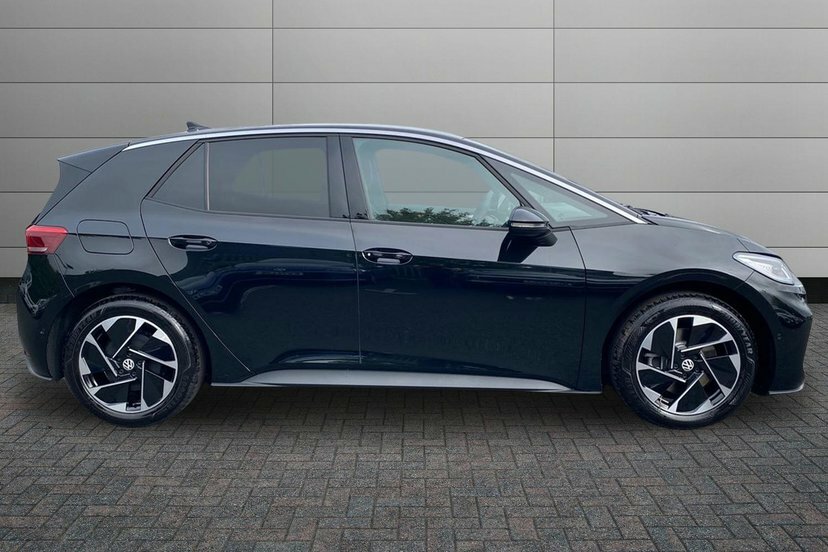Volkswagen ID.3 Pro 59Kwh Match Hatchback 204 P Black #4