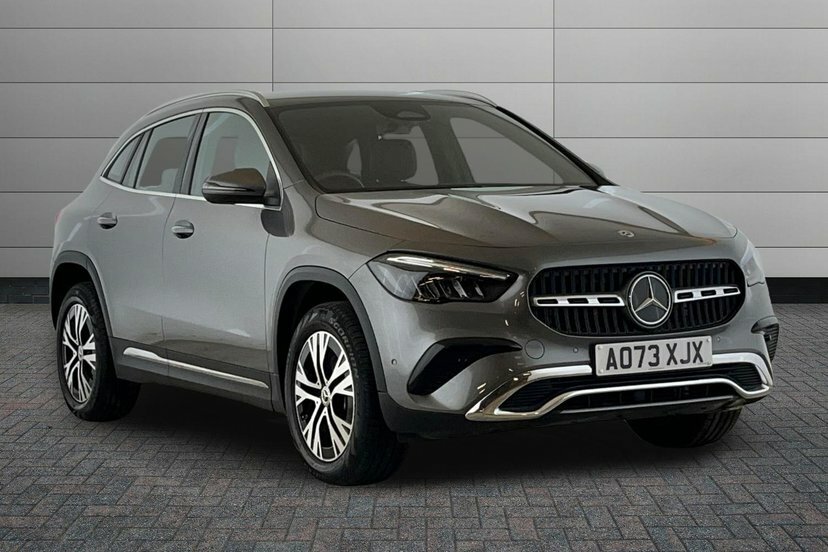 Mercedes-Benz GLA Class Gla200h Mhev Sport Executive Grey