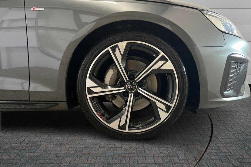 Audi A4 Avant 2.0 Tfsi 40 Black Edition Estate S Tron Grey #5