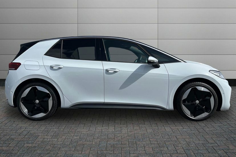 Volkswagen ID.3 Pro S 79Kwh Match Hatchback 204 Black #4