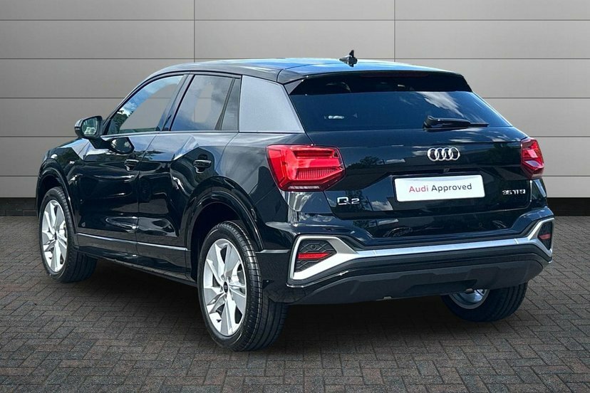 Audi Q2 1.5 Tfsi Cod 35 S Line Suv S Tronic 15 Black #3