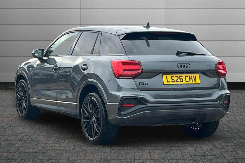 Audi Q2 1.5 Tfsi Cod 35 Black Edition Suv S Tro LS26CHV Grey #3