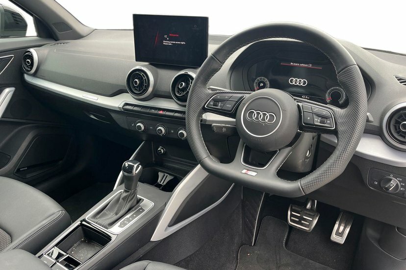 Audi Q2 1.5 Tfsi Cod 35 Black Edition Suv S Tro LS26CHV Grey #6