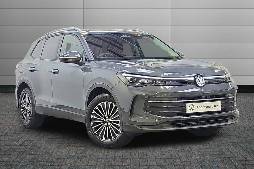 Volkswagen Tiguan 1.5 Etsi Mhev Match Suv Hybrid Dsg 150 Grey