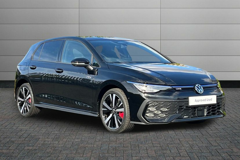 Volkswagen e-Golf 1.5 Tsi Ehybrid 19.7Kwh Gte Hatchback P Black