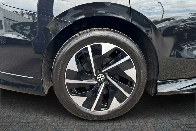 Volkswagen ID.7 Pro 77Kwh Match Plus Fastback 2 Black #5