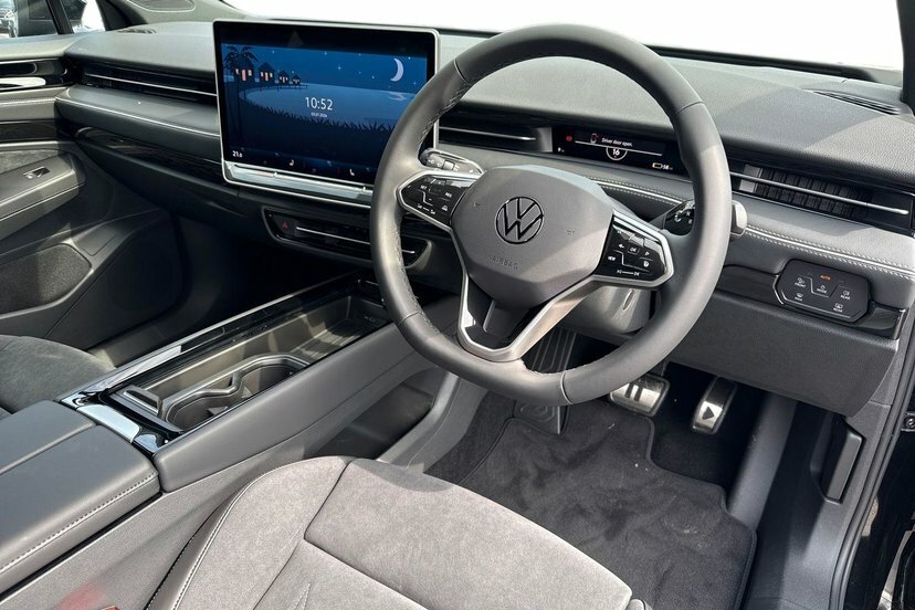 Volkswagen ID.7 Pro 77Kwh Match Plus Fastback 2 Black #6
