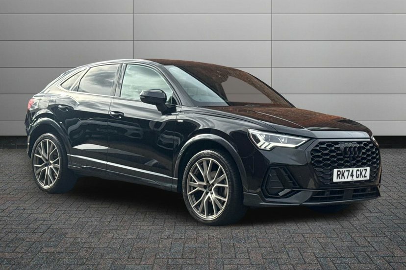 Audi Q3 1.5 Tfsi Cod 35 Black Edition Sportback Black