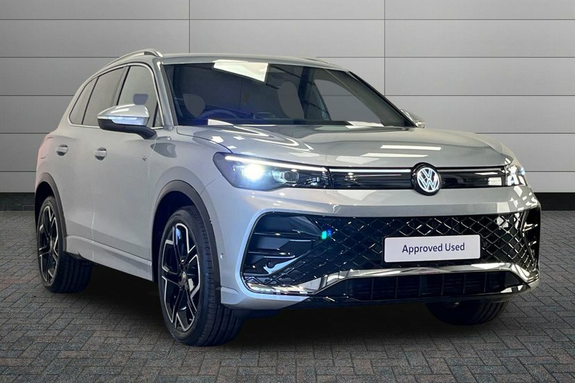 Volkswagen Tiguan 2.0 Tdi R-line Suv Dsg 150 Ps Silver