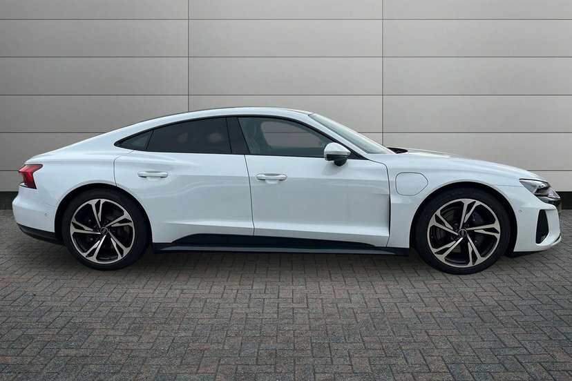 Audi E Tron GT Vorsprung White #4
