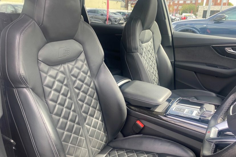 Audi SQ7 4.0 Tfsi V8 Grey #18
