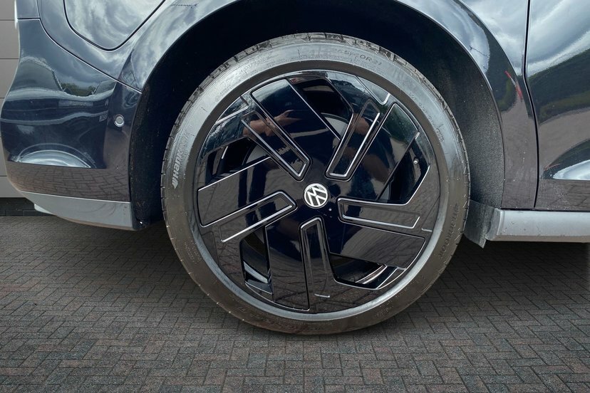 Volkswagen ID.Buzz Pro 86Kwh Gtx Mpv 4Motion Lwb, Black #5