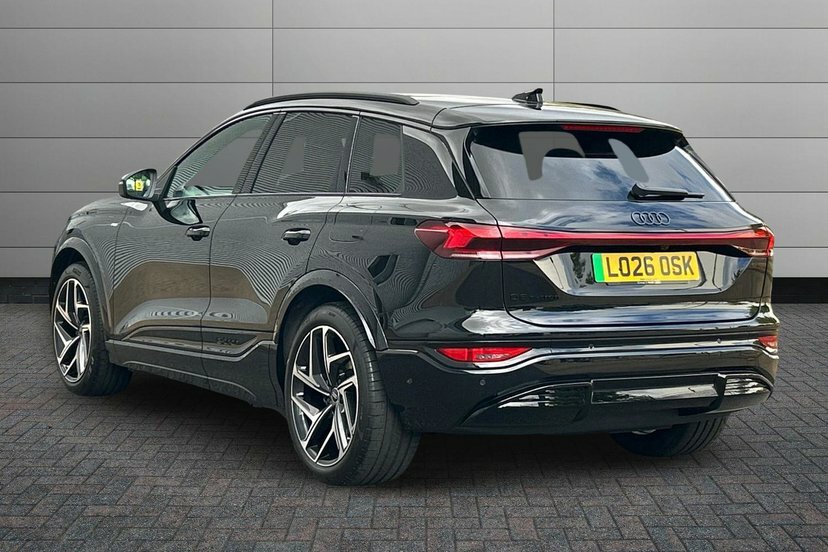 Audi Q6 E-Tron 100Kwh Performance Vorsprung Suv Black #3